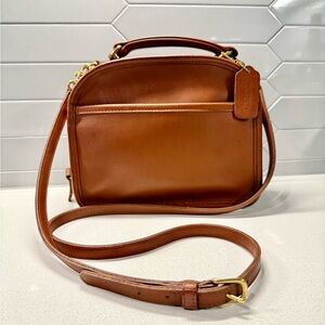 Vintage Coach 9991 Lunchbox Lunch Box